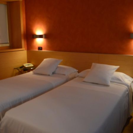 Hotel Alexandra Turin Bagian luar foto