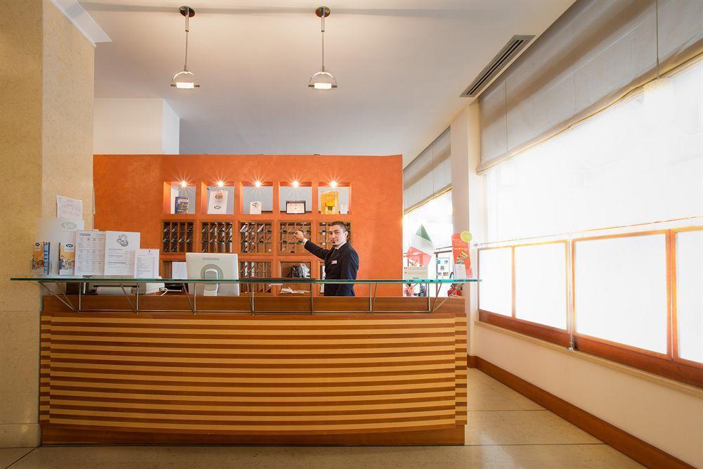Hotel Alexandra Turin Bagian luar foto