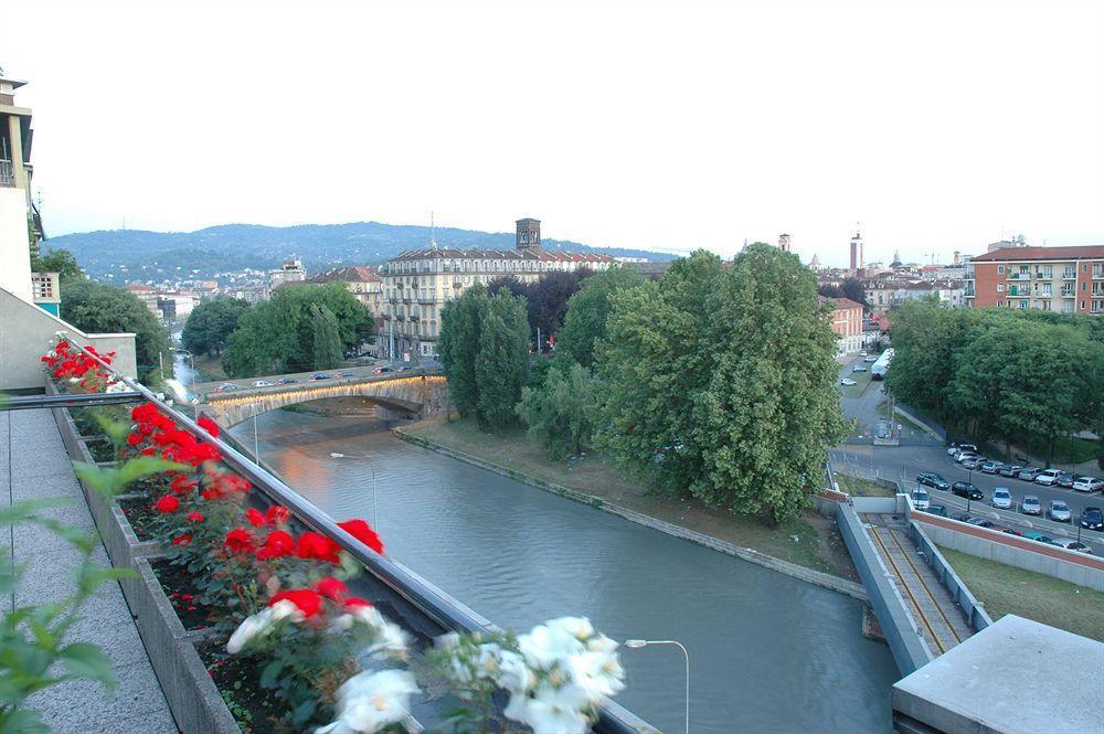 Hotel Alexandra Turin Bagian luar foto