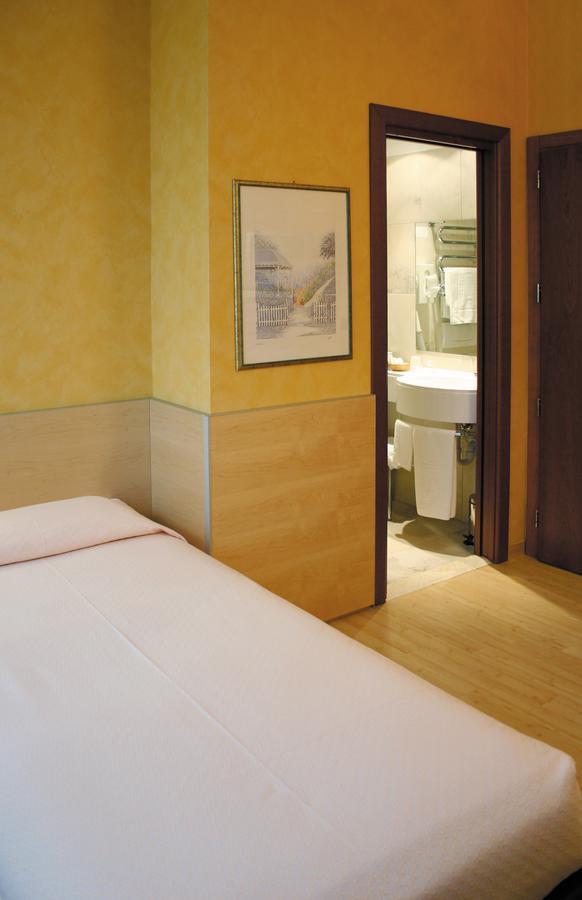 Hotel Alexandra Turin Bagian luar foto