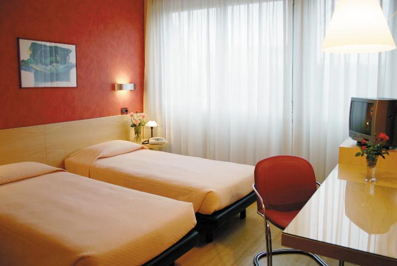 Hotel Alexandra Turin Bagian luar foto